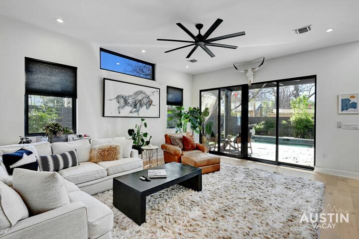 EastSide Home,PetsOK | Pool, Patio & Tesla Charger gallery image 2