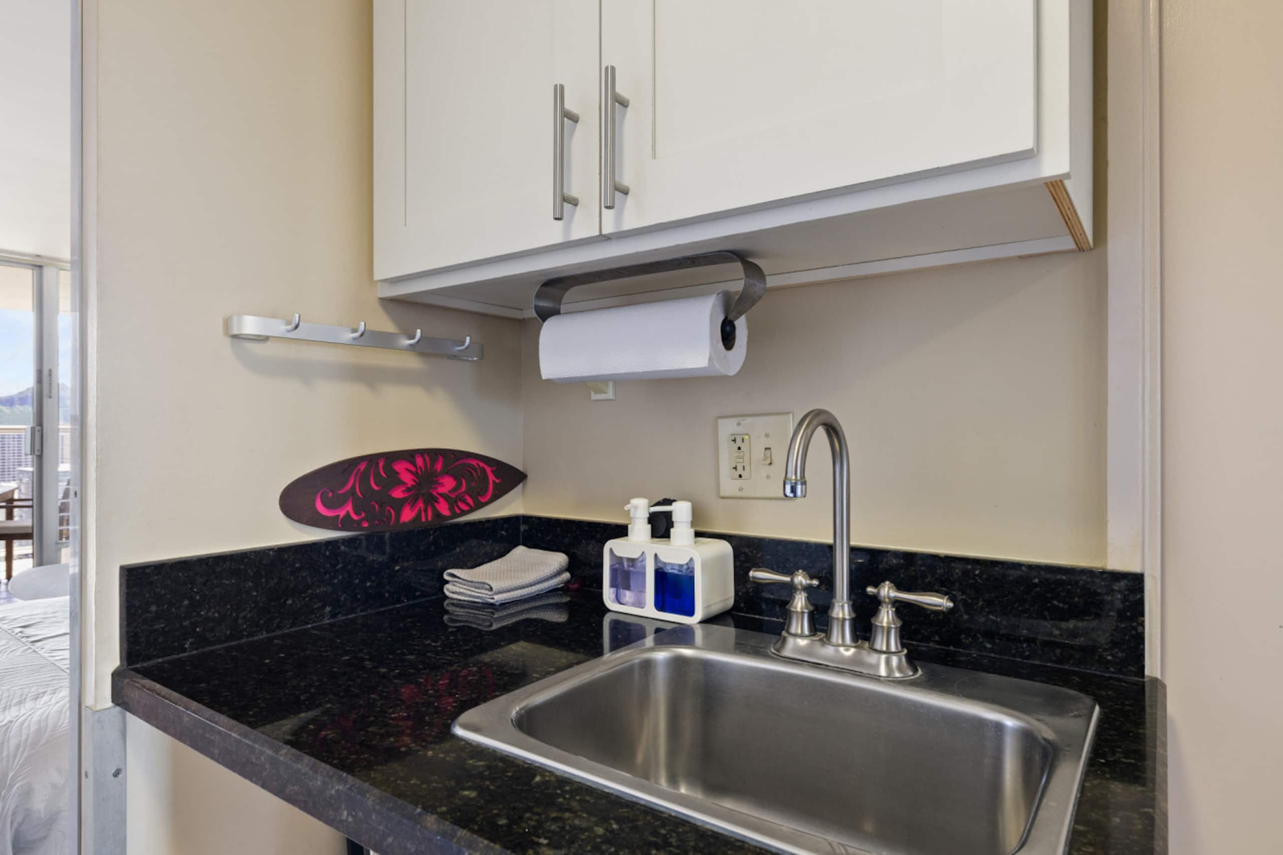Charming Studio in Island Colony - Image 11