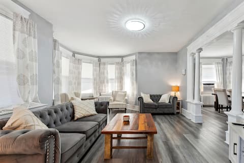 Timeless Victorian Home, Two Blocks from the Beach