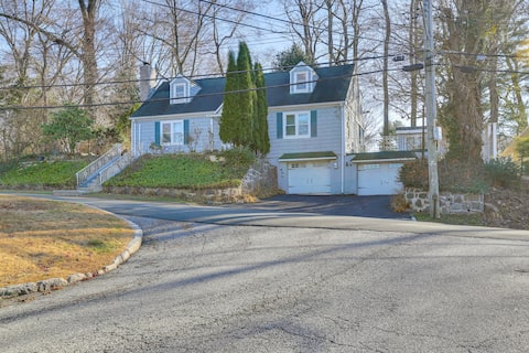 3 Mi to Downtown: Spacious White Plains Home