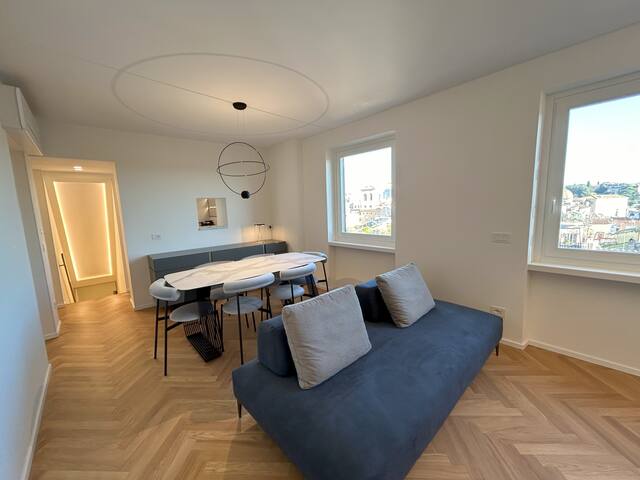 Arenula16 – Penthouse with 360° view terrace gallery image 2