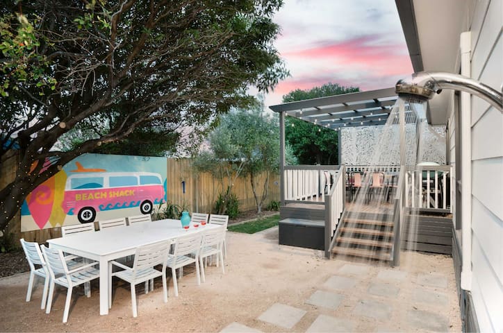 Torquay Hideaway | Cosy, Dog-Friendly, Near the Be