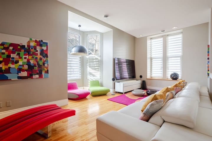 Luxury 4BR/3BA Villa | Perfect for Groups gallery image 4