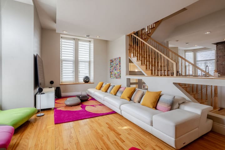 Luxury 4BR/3BA Villa | Perfect for Groups gallery image 2