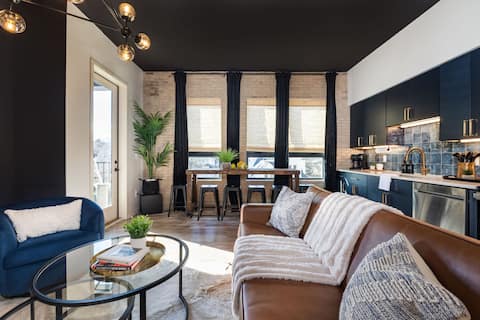 Sophisticated Stay on Nashville's Music Row