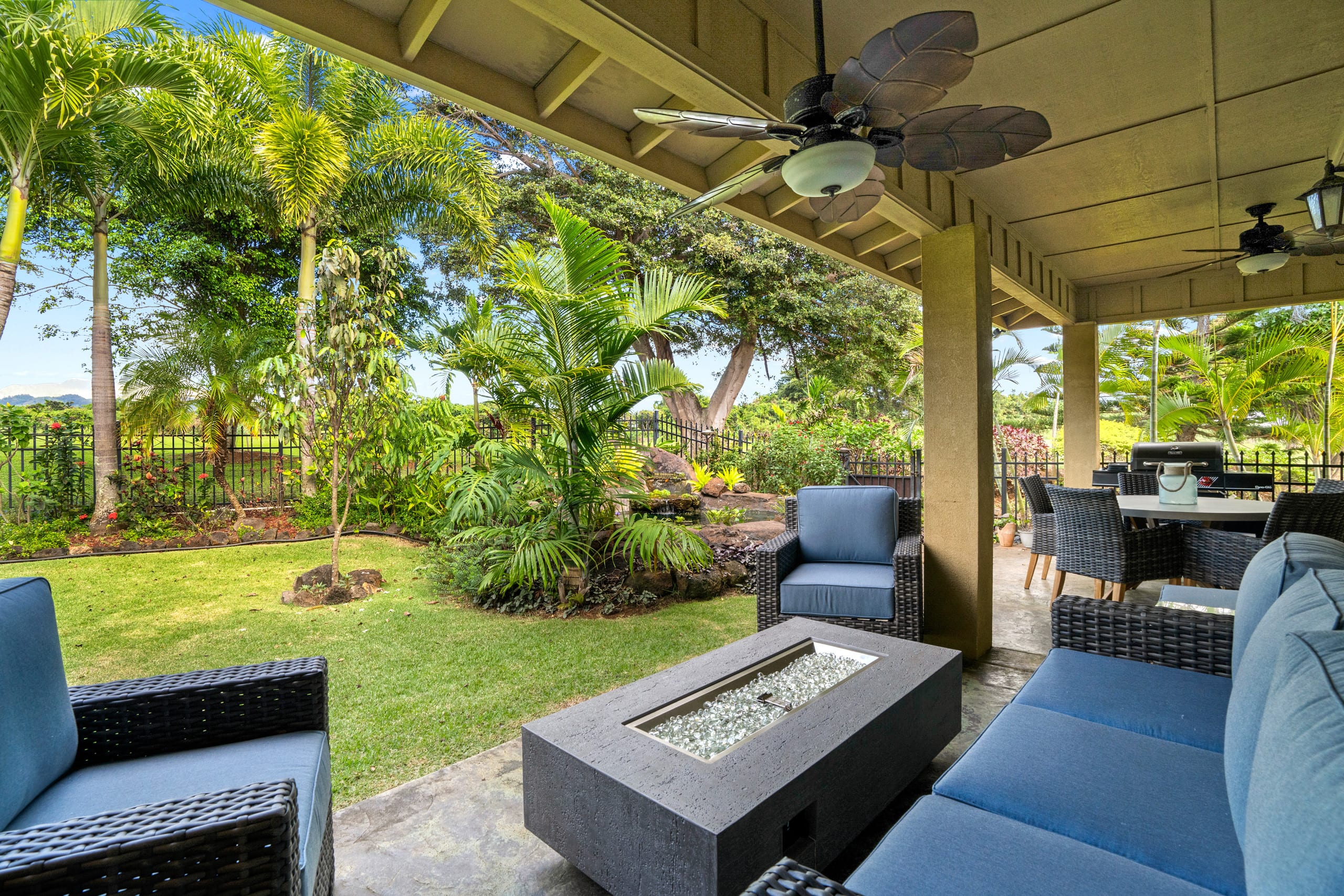 Golf course villa w/ private lanai and pond - Photo 37
