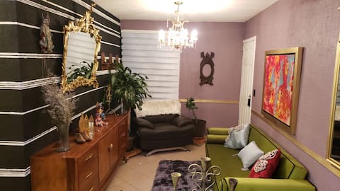 Successful Airbnb property: Reforma 100 Very close to the Palace of Fine Arts in Nonoalco Tlatelolco