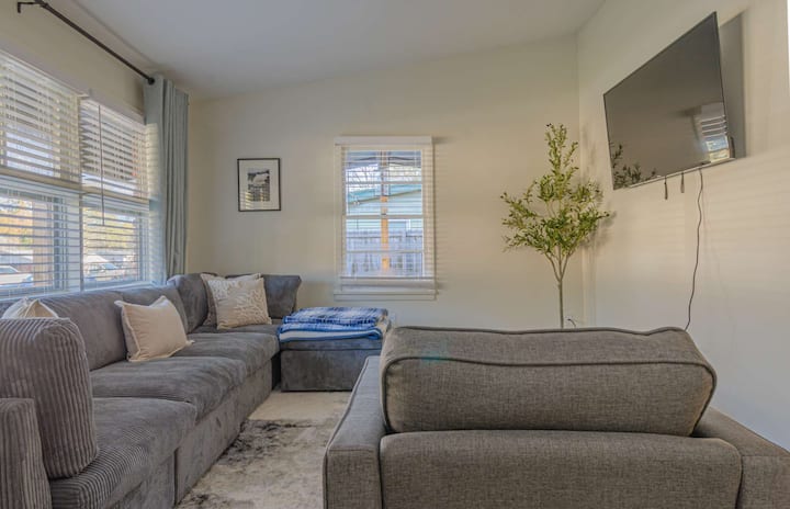 Convenient 4br Stay Near Airport & Fort Moore - Columbus, GA