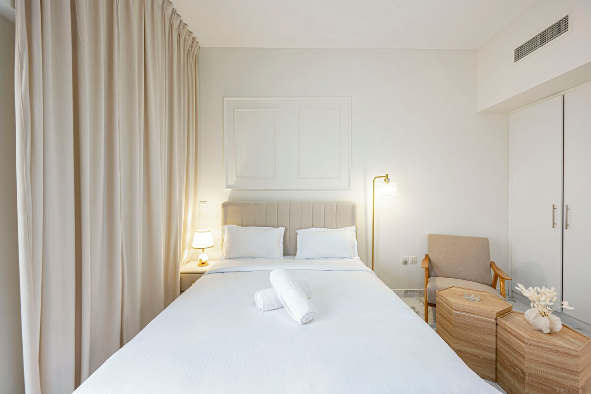 Top Airbnb: Luxurious Studio Near Dubai Silicon Oasis in Wadi Al Safa 5