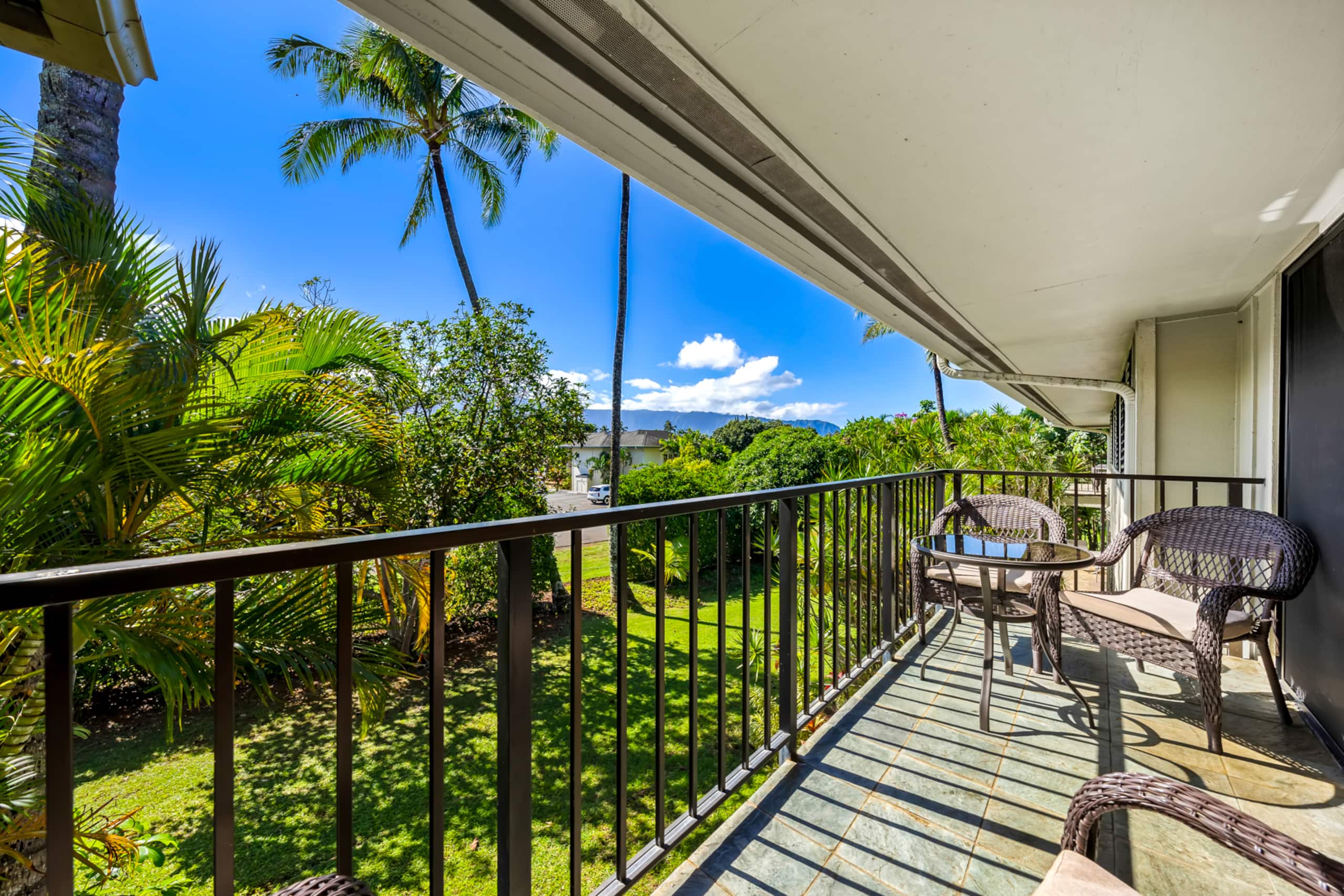 Condo in Princeville · ★4.83 · 2 bedrooms · 2 beds · 2 private baths - Image 6