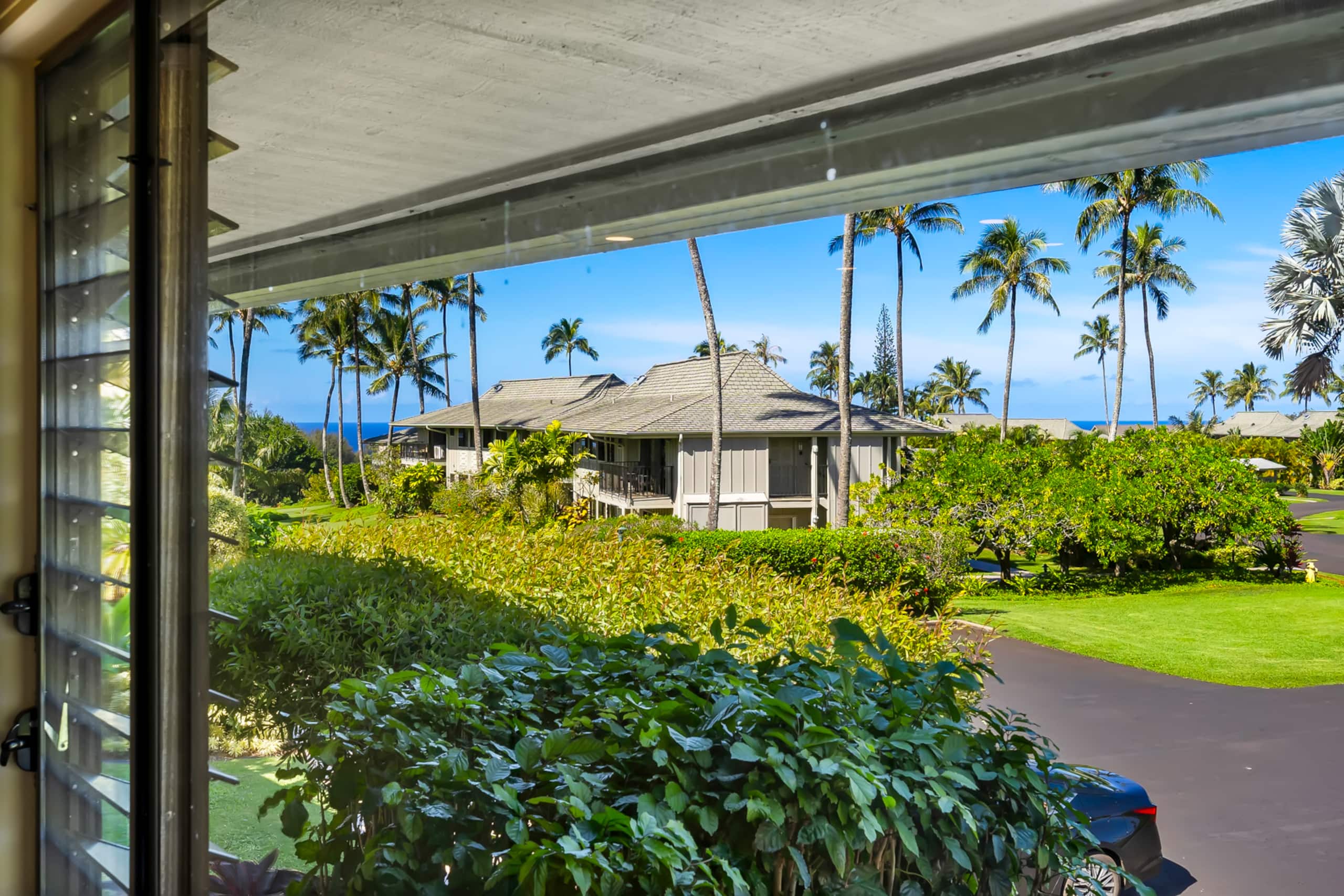 Condo in Princeville · ★4.83 · 2 bedrooms · 2 beds · 2 private baths - Image 8