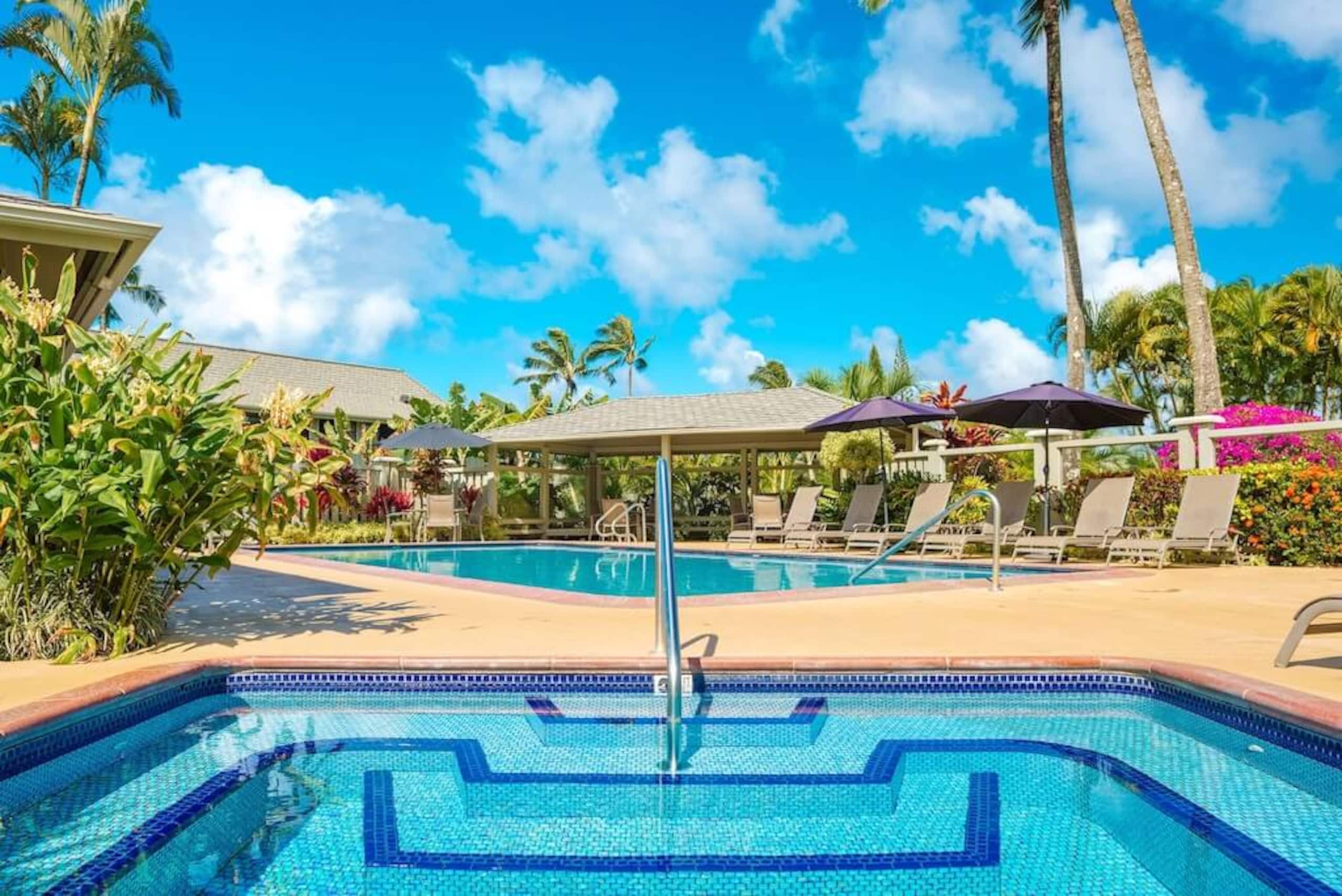 Condo in Princeville · ★4.83 · 2 bedrooms · 2 beds · 2 private baths - Image 7
