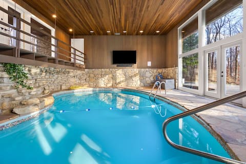 Windrush: Indoor Pool/Hot Tub/Sauna/Arcade