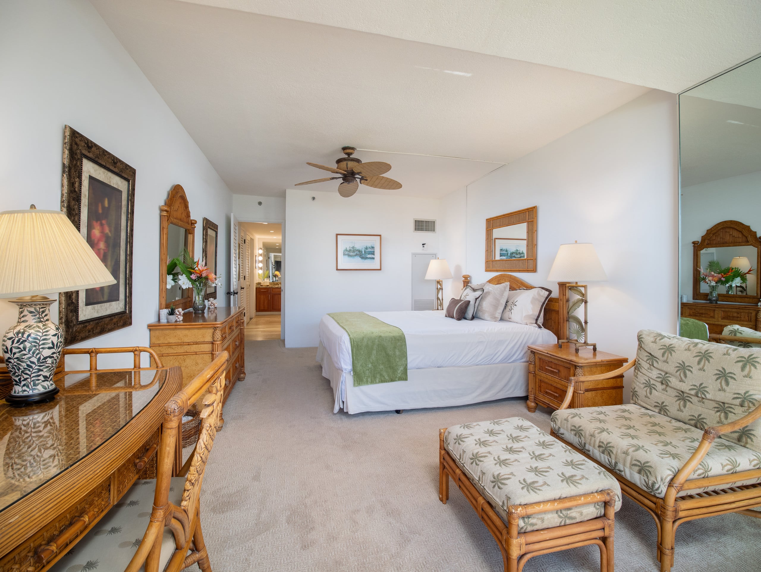 Home in Lahaina · ★5.0 · 2 bedrooms · 3 beds · 2 baths - Image 11