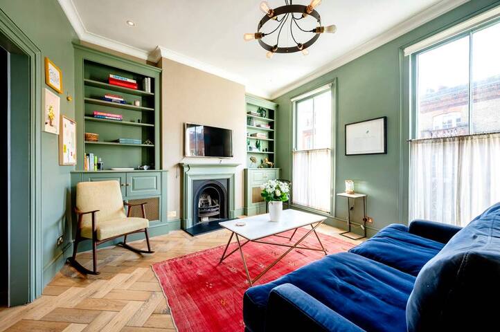 The Chelsea Flower 2 bed -by Out of Office Lifesty gallery image 4