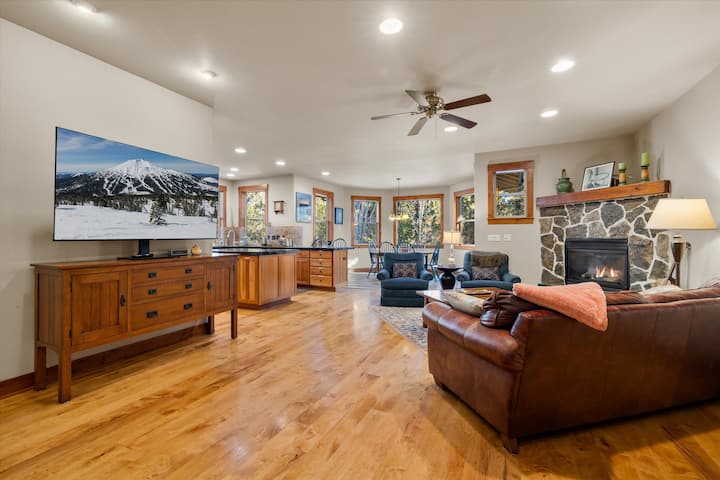 Hot Tub Home Near Phil's Trail Sleeps 8 Pets Ok - Bend, OR