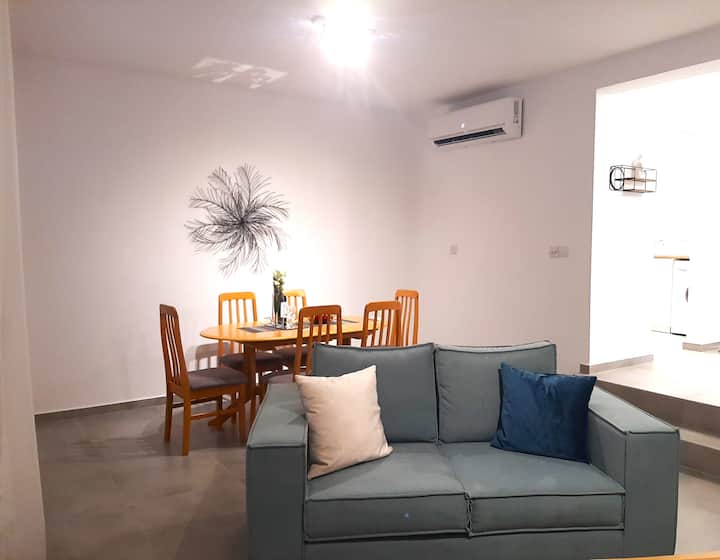 H&o Elegant Maisonette In Paradise Garden - Paphos