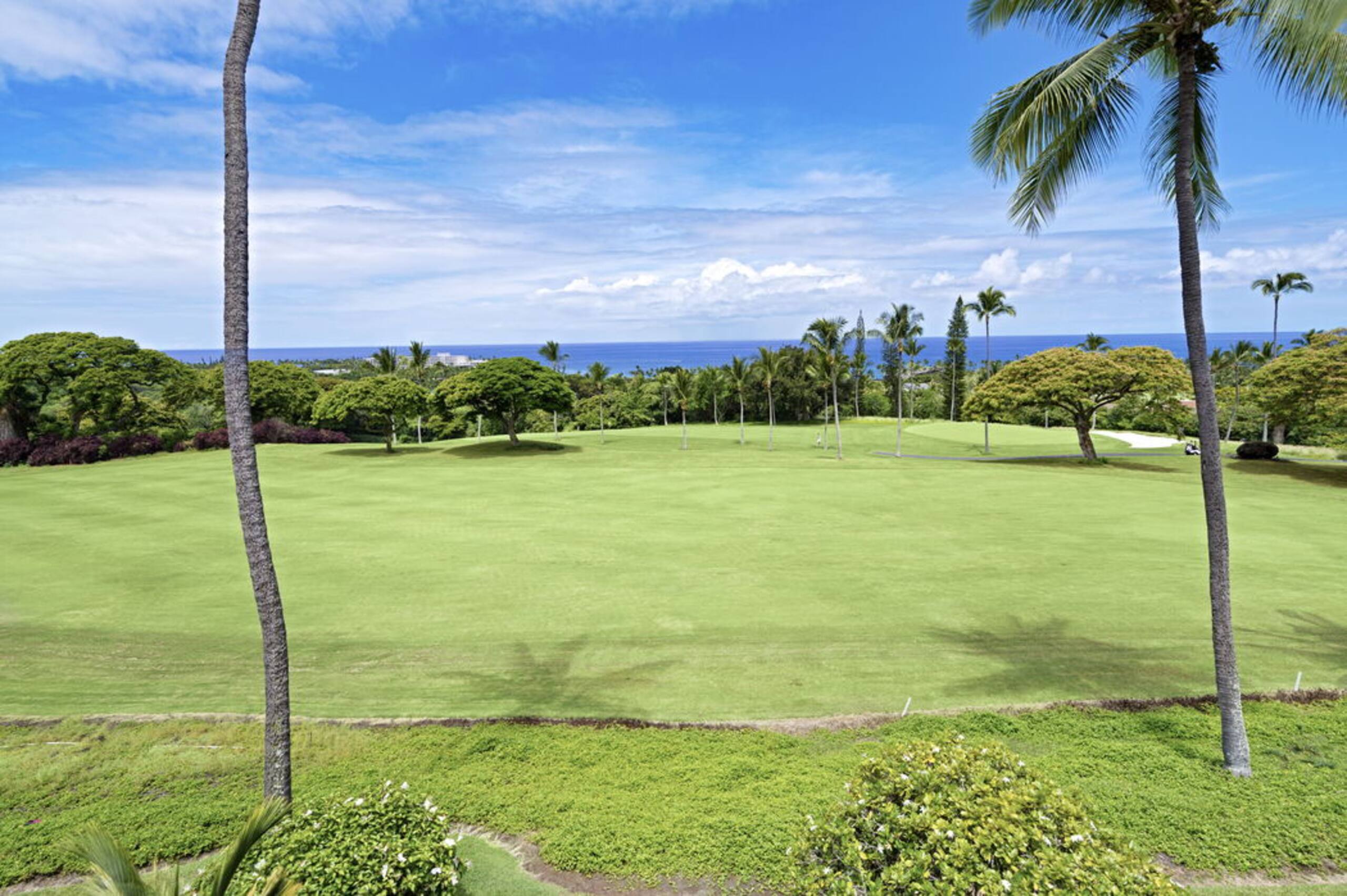 Condo in Kailua-Kona · ★5.0 · 2 bedrooms · 3 beds · 3 baths - Image 25