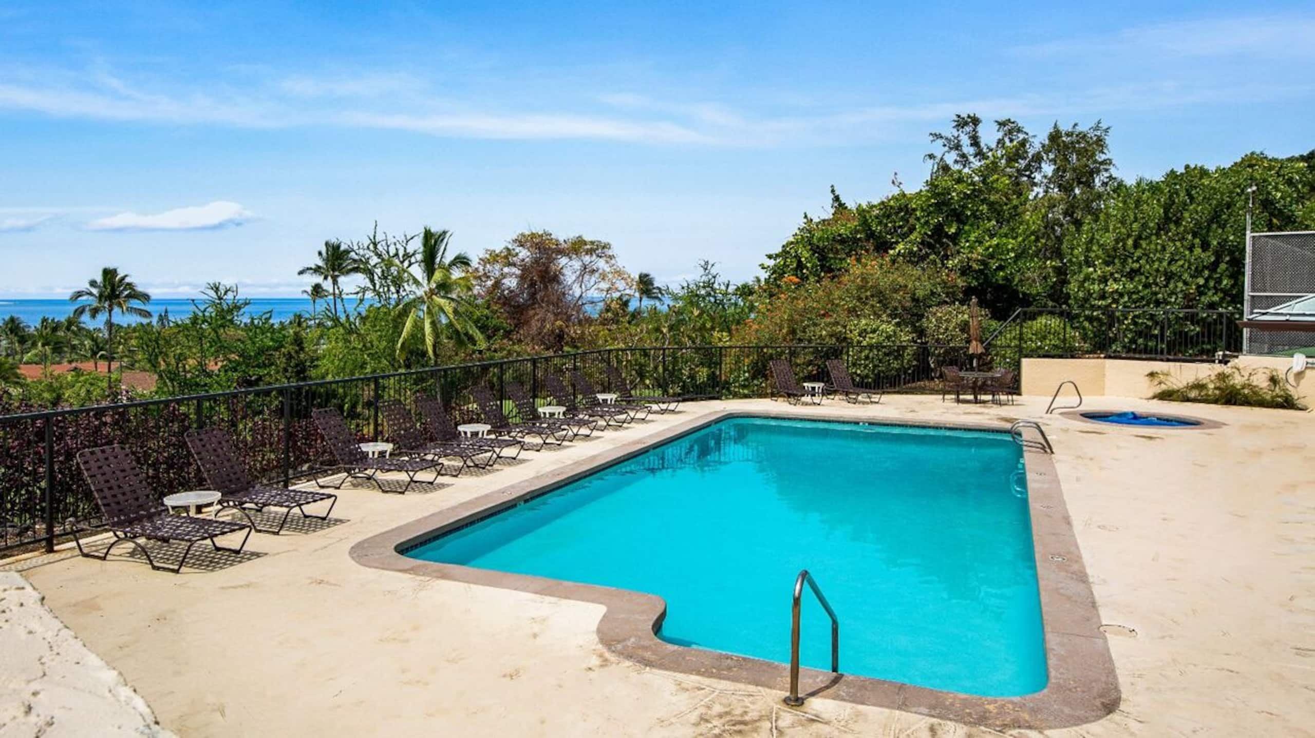 Condo in Kailua-Kona · ★5.0 · 2 bedrooms · 3 beds · 3 baths - Image 36