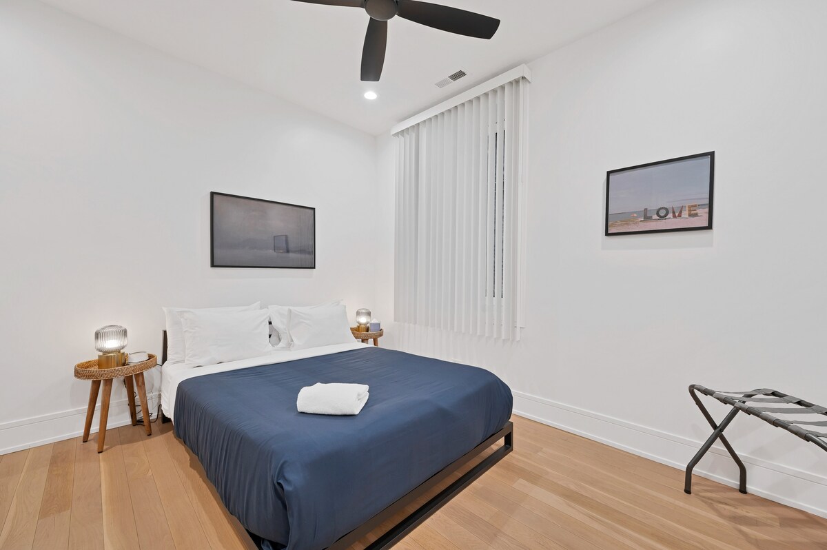 Vnútri, obrazovka, stropný ventilátor, podlaha, podlaha