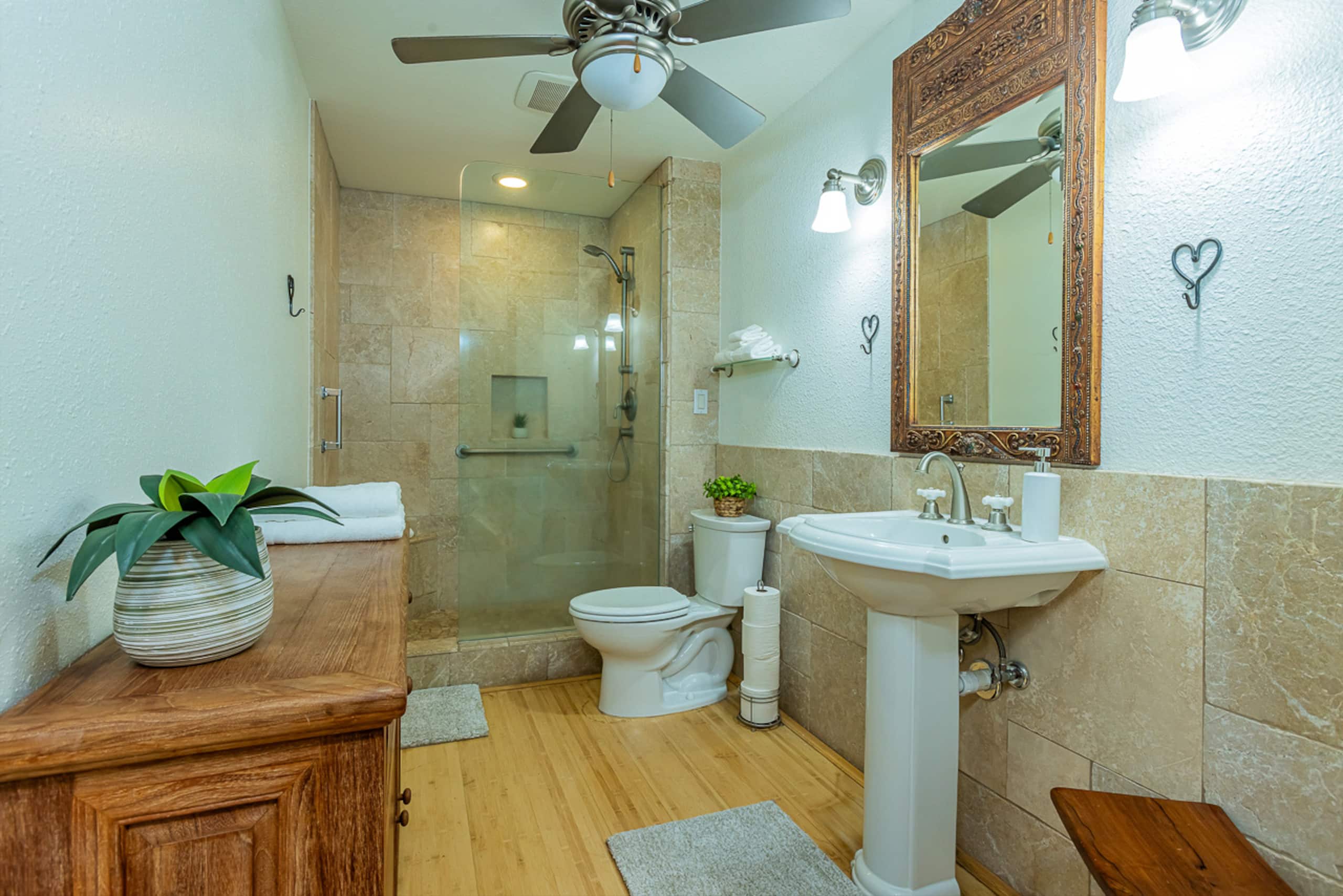 Condo in Kihei · ★4.5 · 2 bedrooms · 2 beds · 2 baths - Image 25