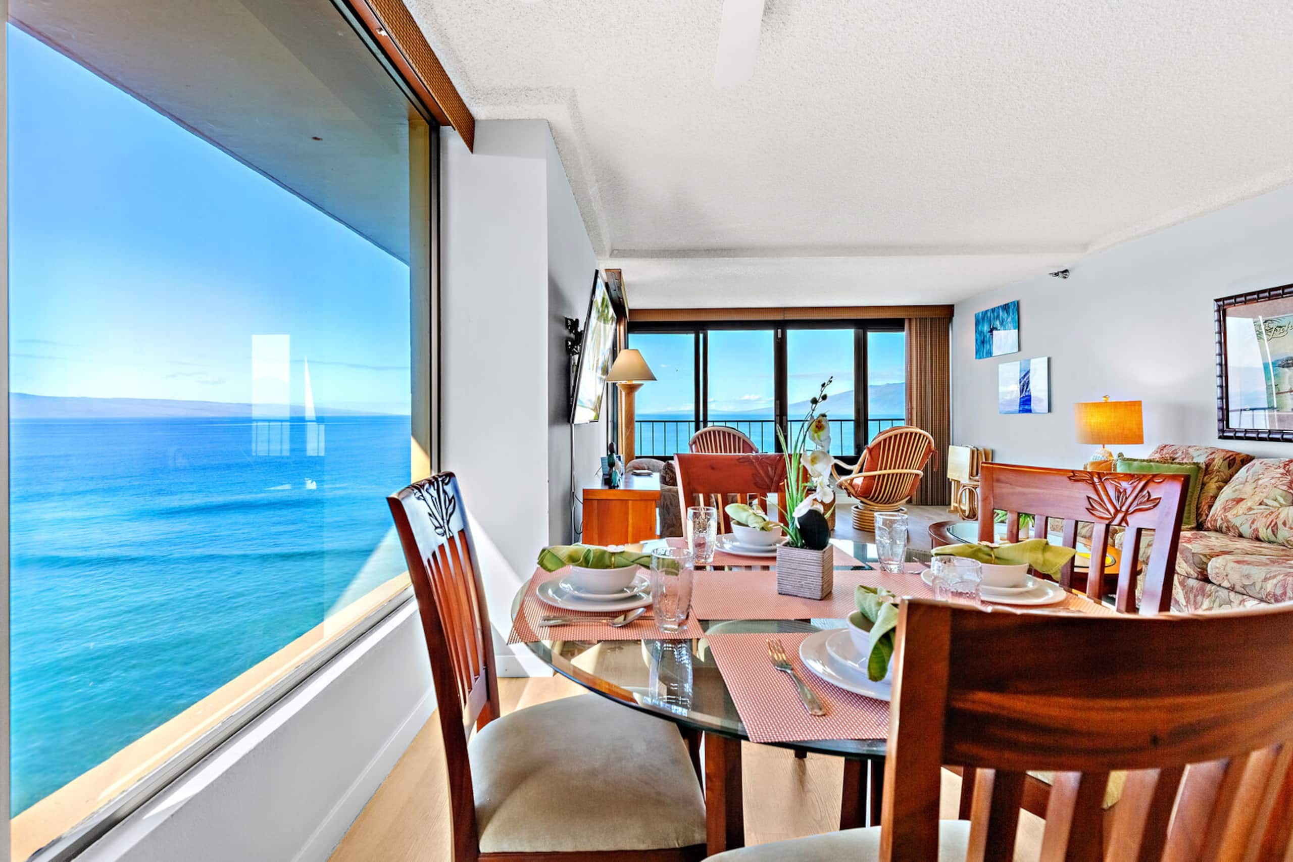 Condo in Lahaina · ★5.0 · 1 bedroom · 2 beds · 1 private bath - Image 13