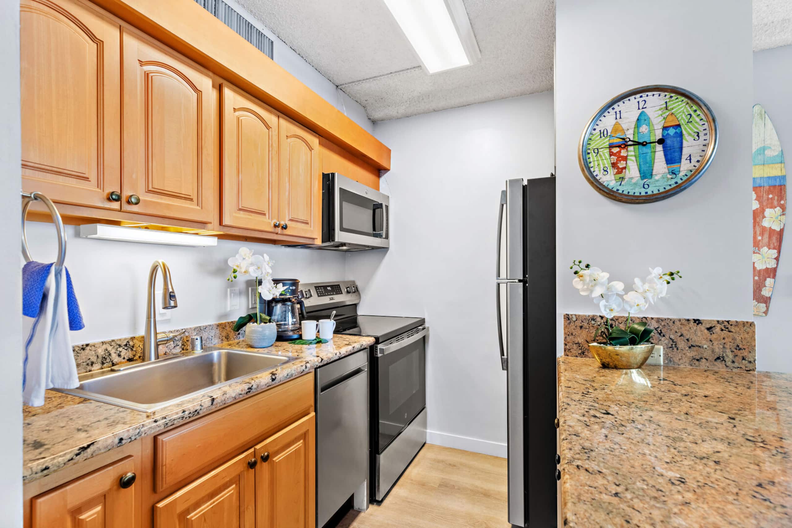 Condo in Lahaina · ★5.0 · 1 bedroom · 2 beds · 1 private bath - Image 17