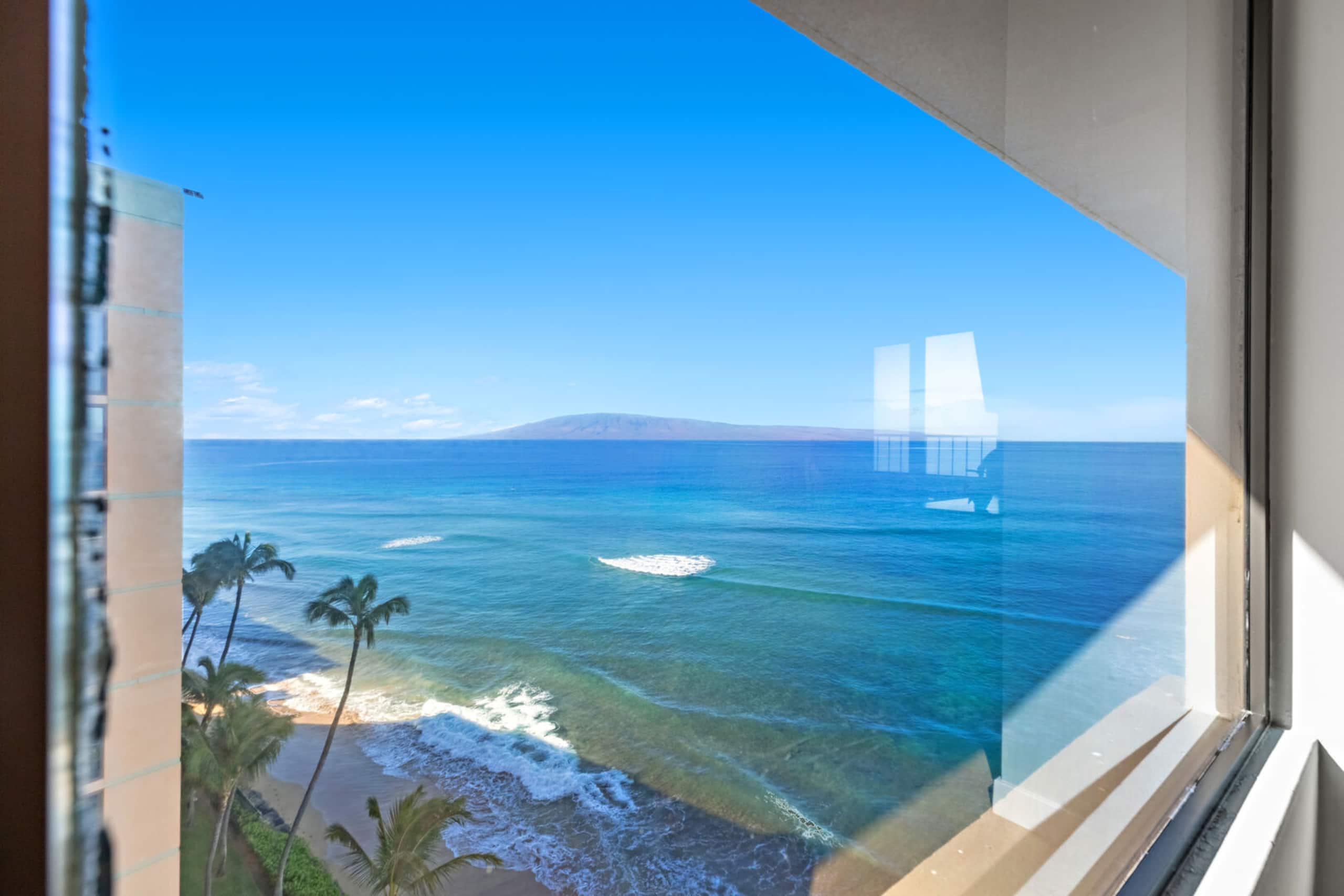 Condo in Lahaina · ★5.0 · 1 bedroom · 2 beds · 1 private bath - Image 14
