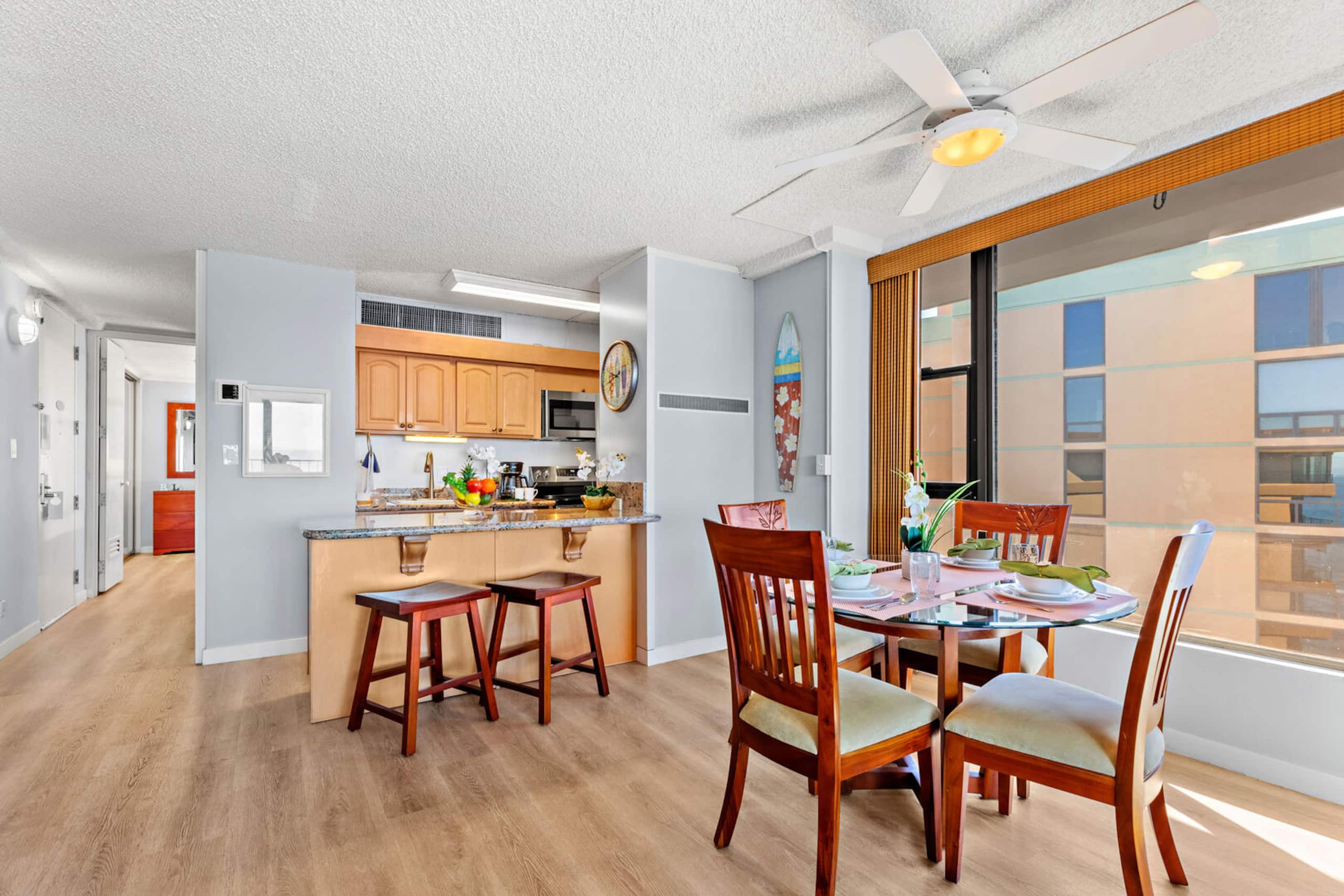 Condo in Lahaina · ★5.0 · 1 bedroom · 2 beds · 1 private bath - Image 12