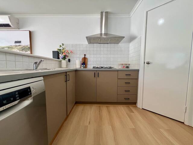 Stylish Armadale Getaway gallery image 5