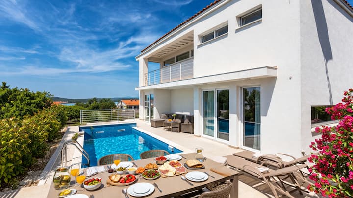 Casa Mariposa By Villas Guide - Jadranovo