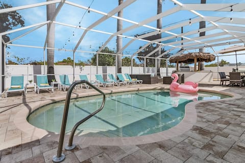 Heated Pool & Hot Tub - Sea Breeze Oasis