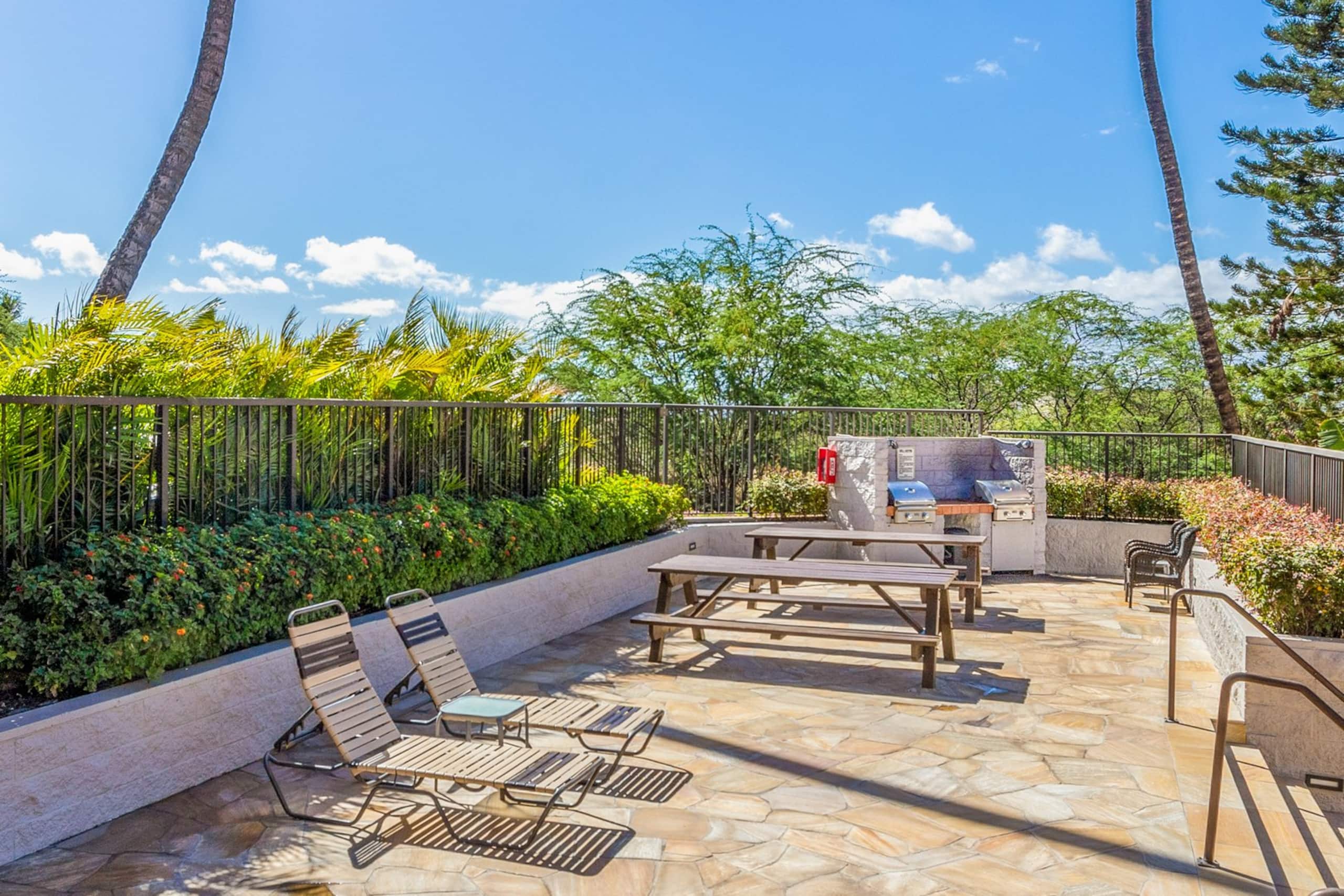 Condo in Kihei · ★4.94 · 1 bedroom · 2 beds · 1 private bath - Image 33