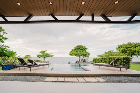 Villa Carambola • Luxury Cliffside Estate w/ Pool