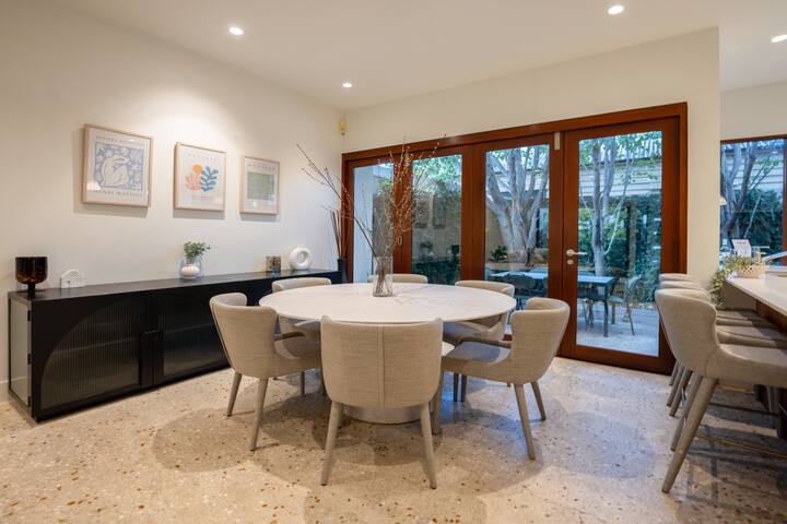 Inner City Pad, Pet friendly, Parking, Close 2 MCG gallery image 4