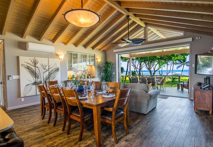 Stunning Ocean Front Home with Grand Lanai gallery image 5