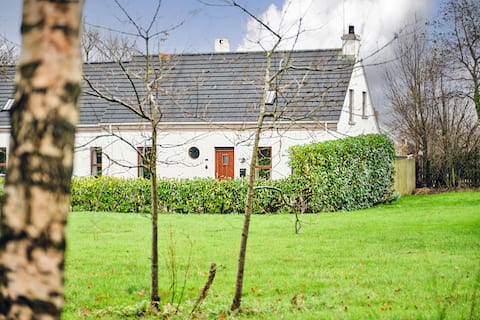 Season Cottage - Escape Ordinary