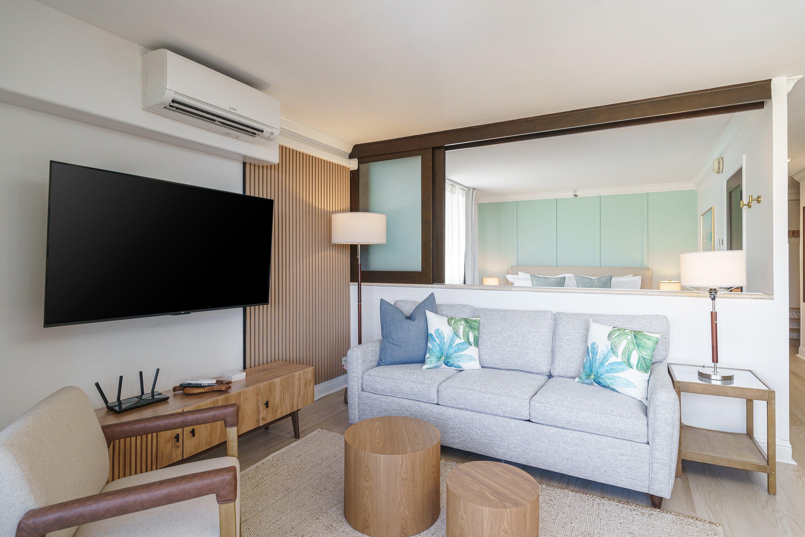 Condo in Honolulu · ★4.85 · 2 bedrooms · 3 beds · 1 bath - Image 6