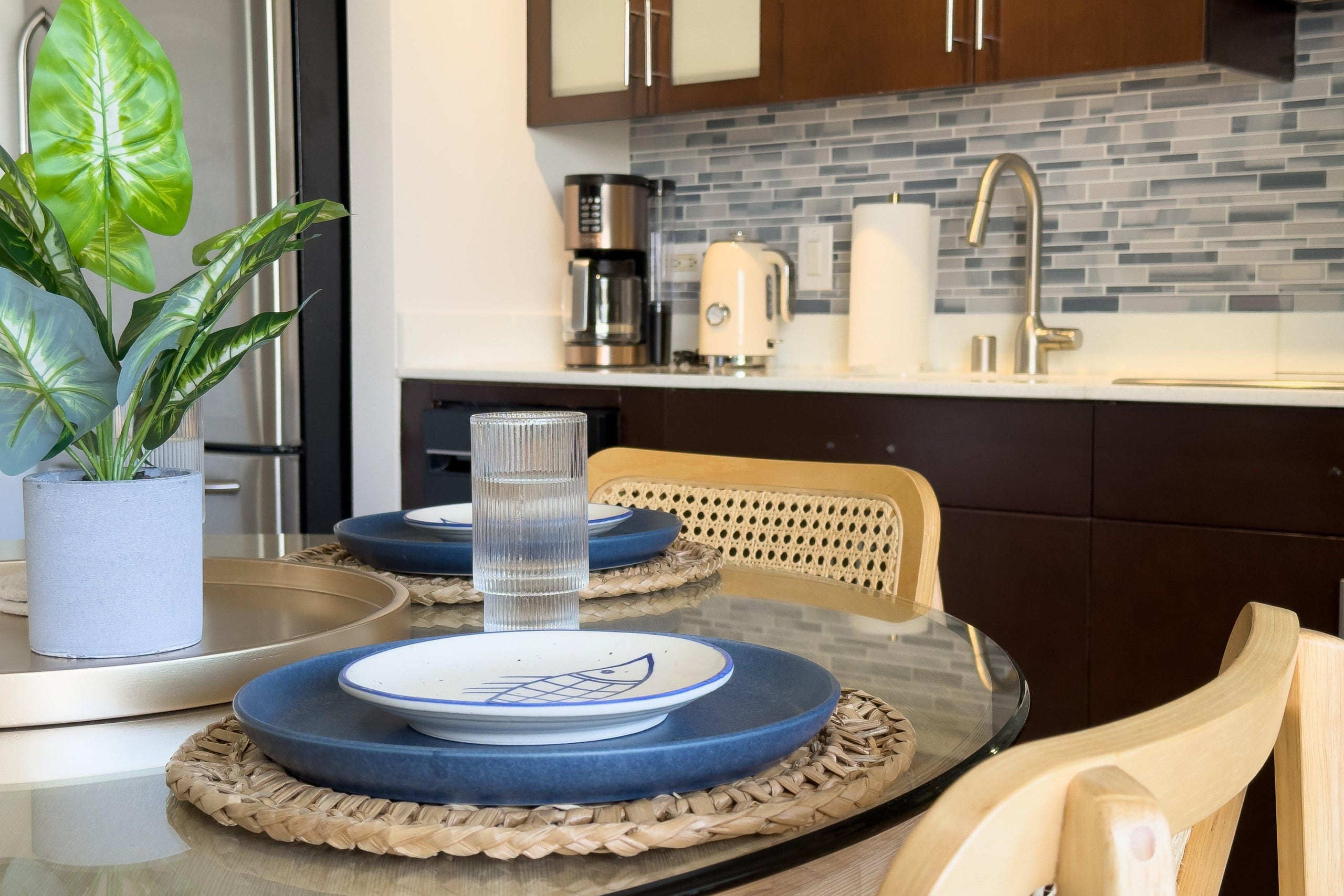 Condo in Honolulu · ★4.85 · 2 bedrooms · 3 beds · 1 bath - Image 15