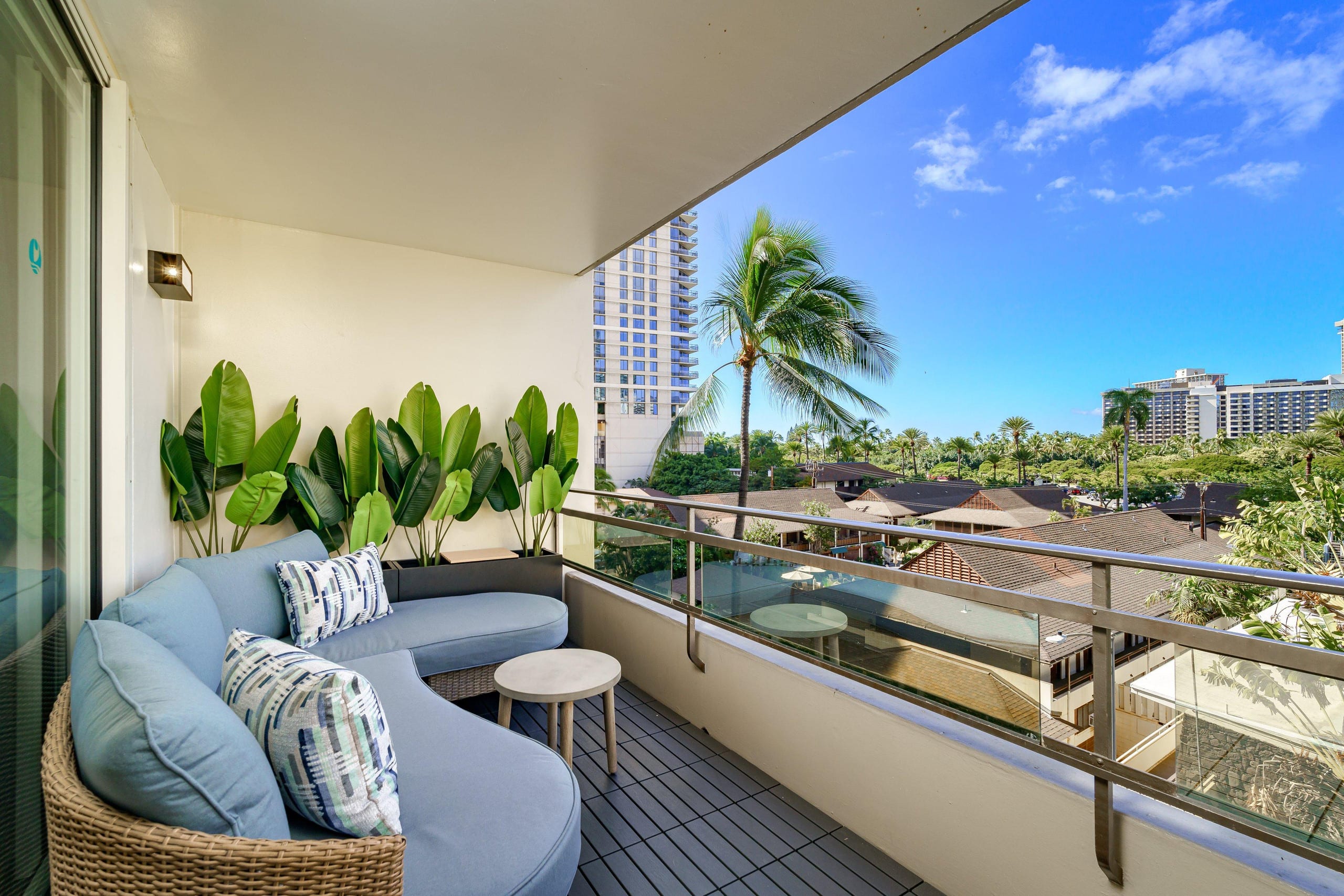 Condo in Honolulu · ★4.85 · 2 bedrooms · 3 beds · 1 bath - Image 25