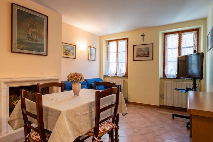 Suite Carla Cozy Apartment In Petrasanta Center - Pietrasanta