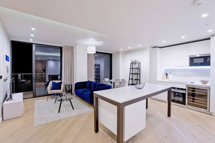 Soho House Executive Apartment Nr Westfields gallery image 2