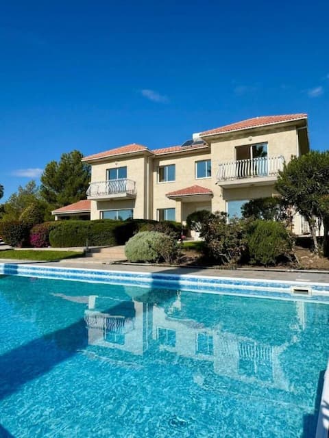 White Cove Villa, Limassol