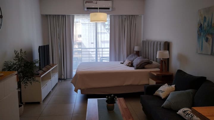 Modern furnished studio in Almagro