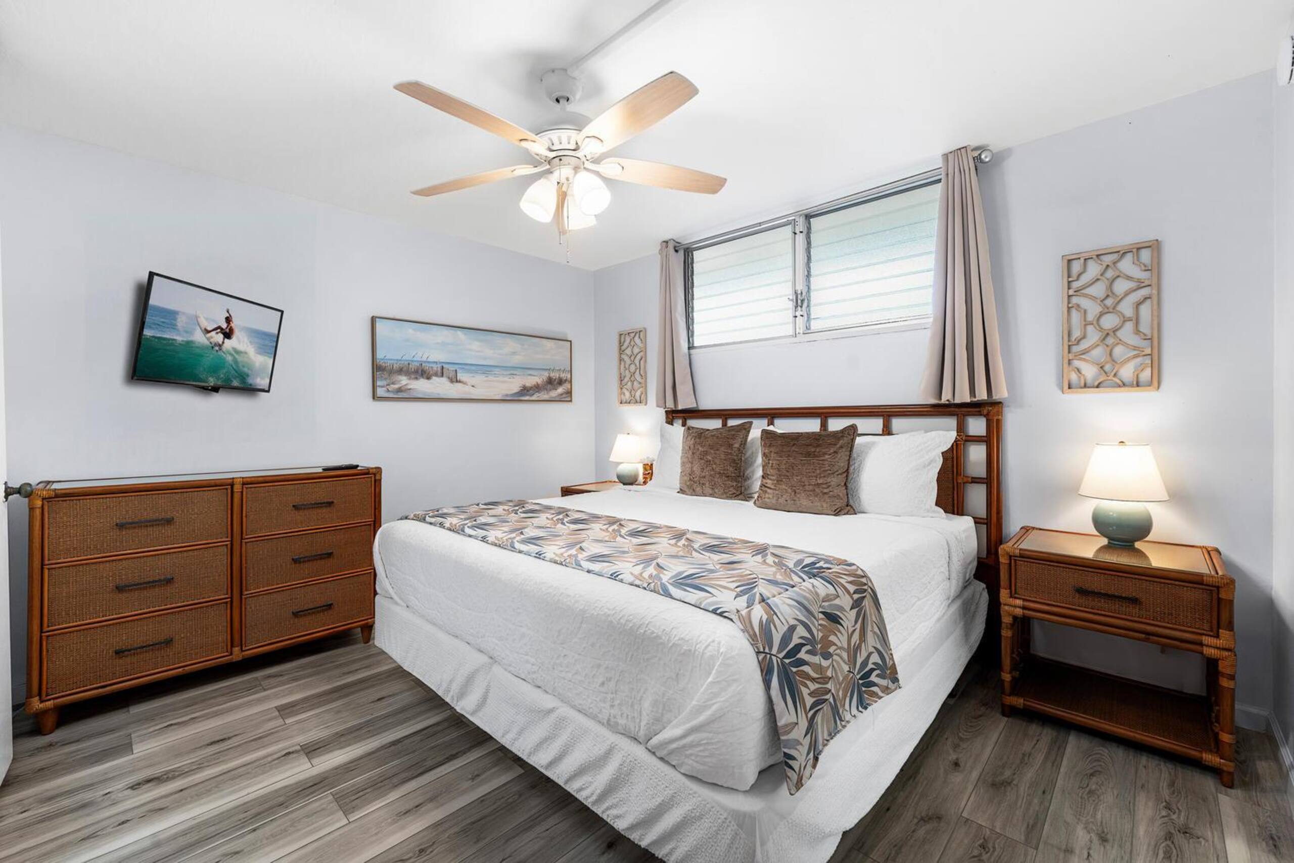 Condo in Kailua-Kona · ★4.8 · 1 bedroom · 2 beds · 2 private baths - Image 14