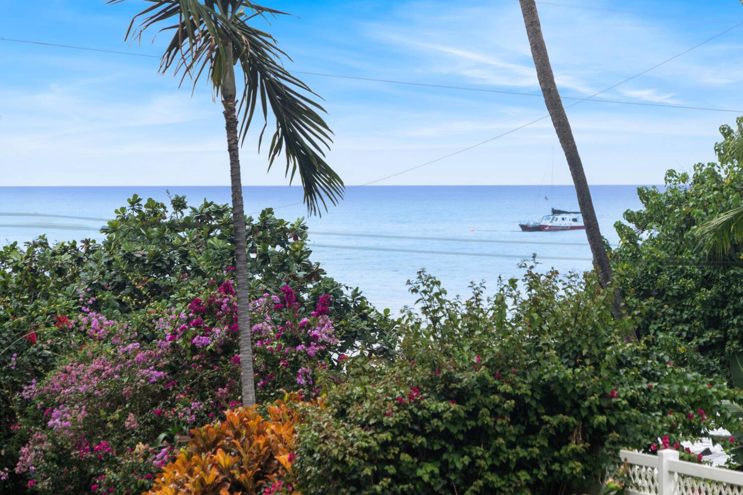 Condo in Kailua-Kona · ★4.8 · 1 bedroom · 2 beds · 2 private baths - Image 28