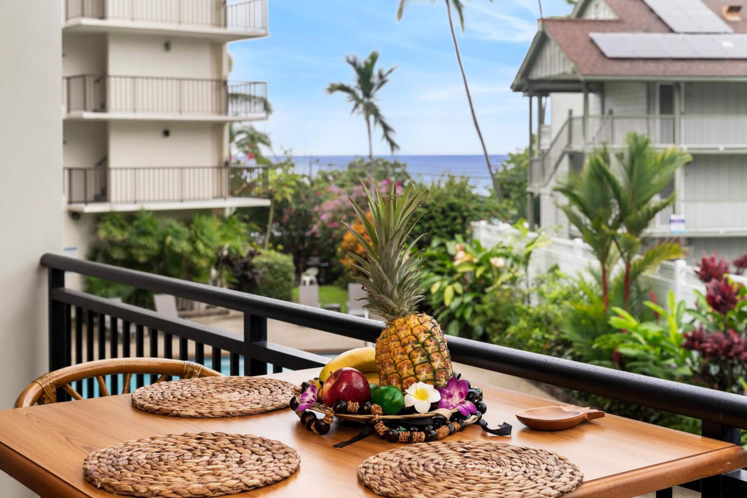 Condo in Kailua-Kona · ★4.8 · 1 bedroom · 2 beds · 2 private baths - Image 21