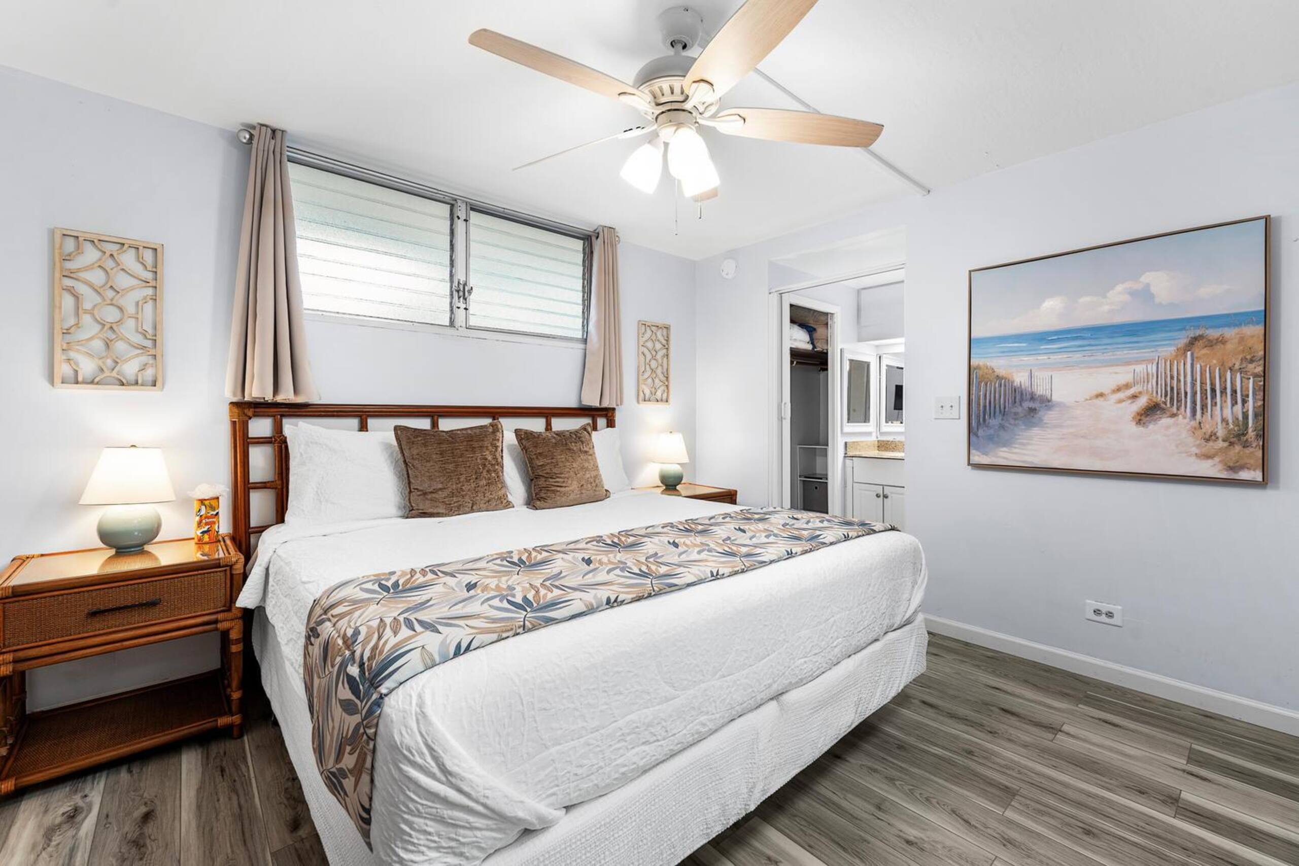 Condo in Kailua-Kona · ★4.8 · 1 bedroom · 2 beds · 2 private baths - Image 16
