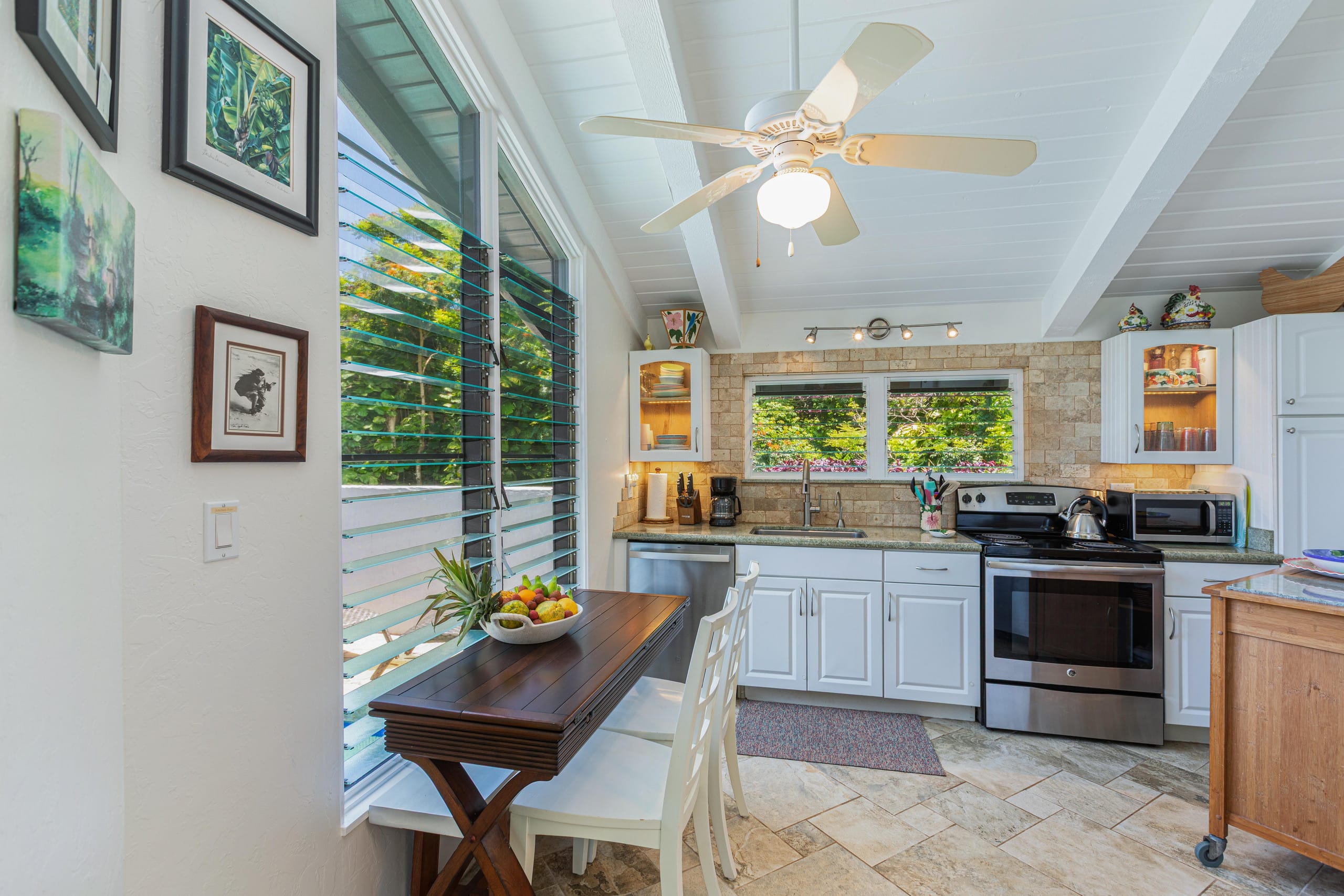 Home in Princeville · ★4.33 · 2 bedrooms · 2 beds · 2 baths - Image 19