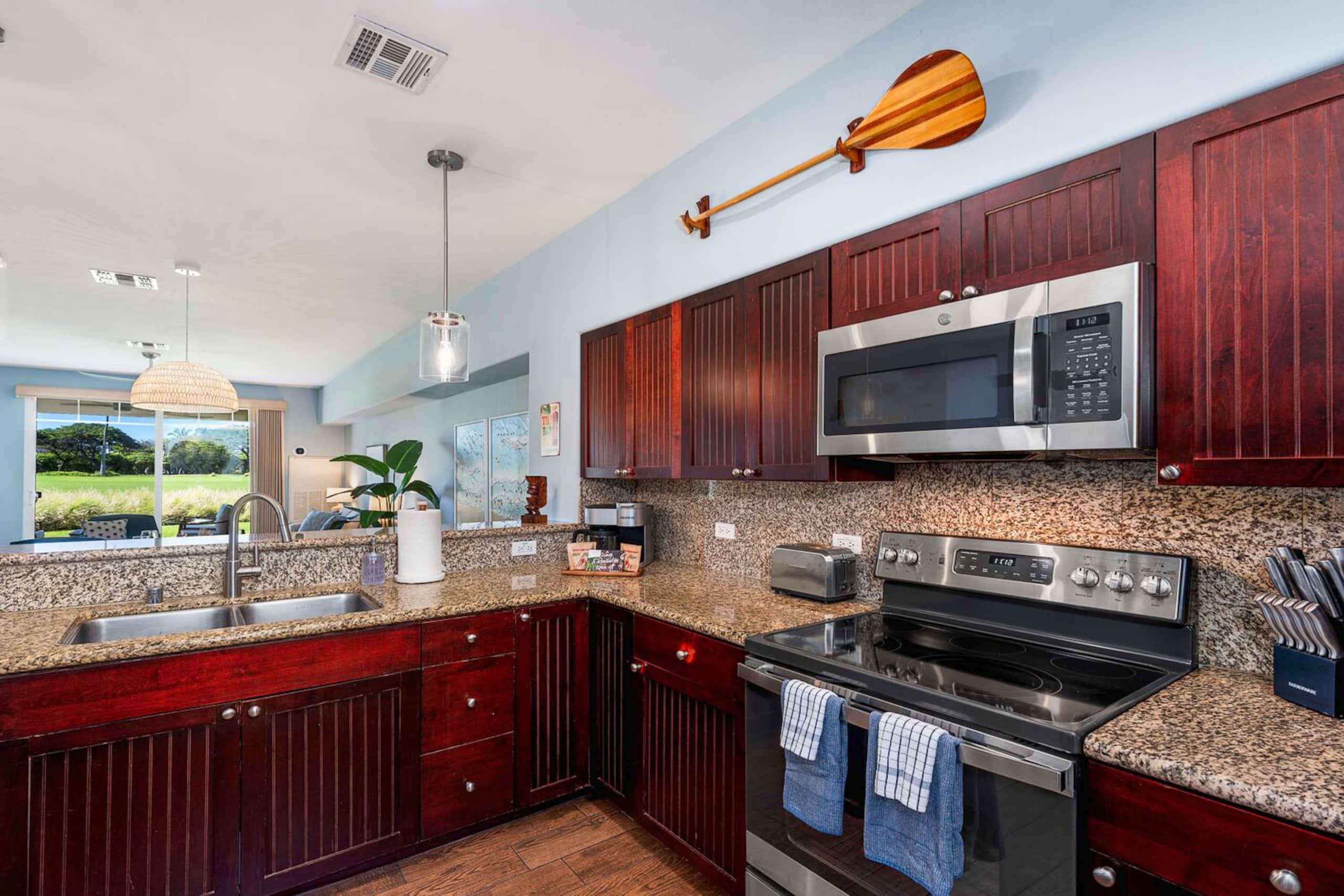 Condo in Waikoloa Village · ★5.0 · 2 bedrooms · 4 beds · 2 baths - Photo 10